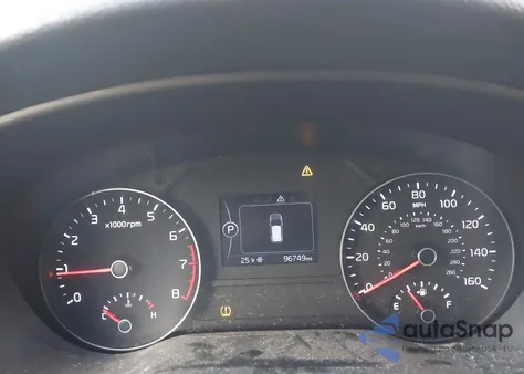 2018 Kia Sportage Lx z USA, uszkodzony, nr VIN KNDPM3AC6J7306559